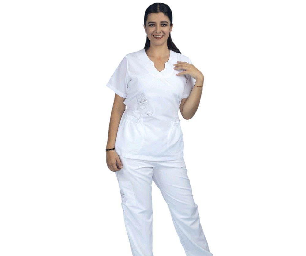 Filipina Medico Quirurgica Dama Estetos Larissa