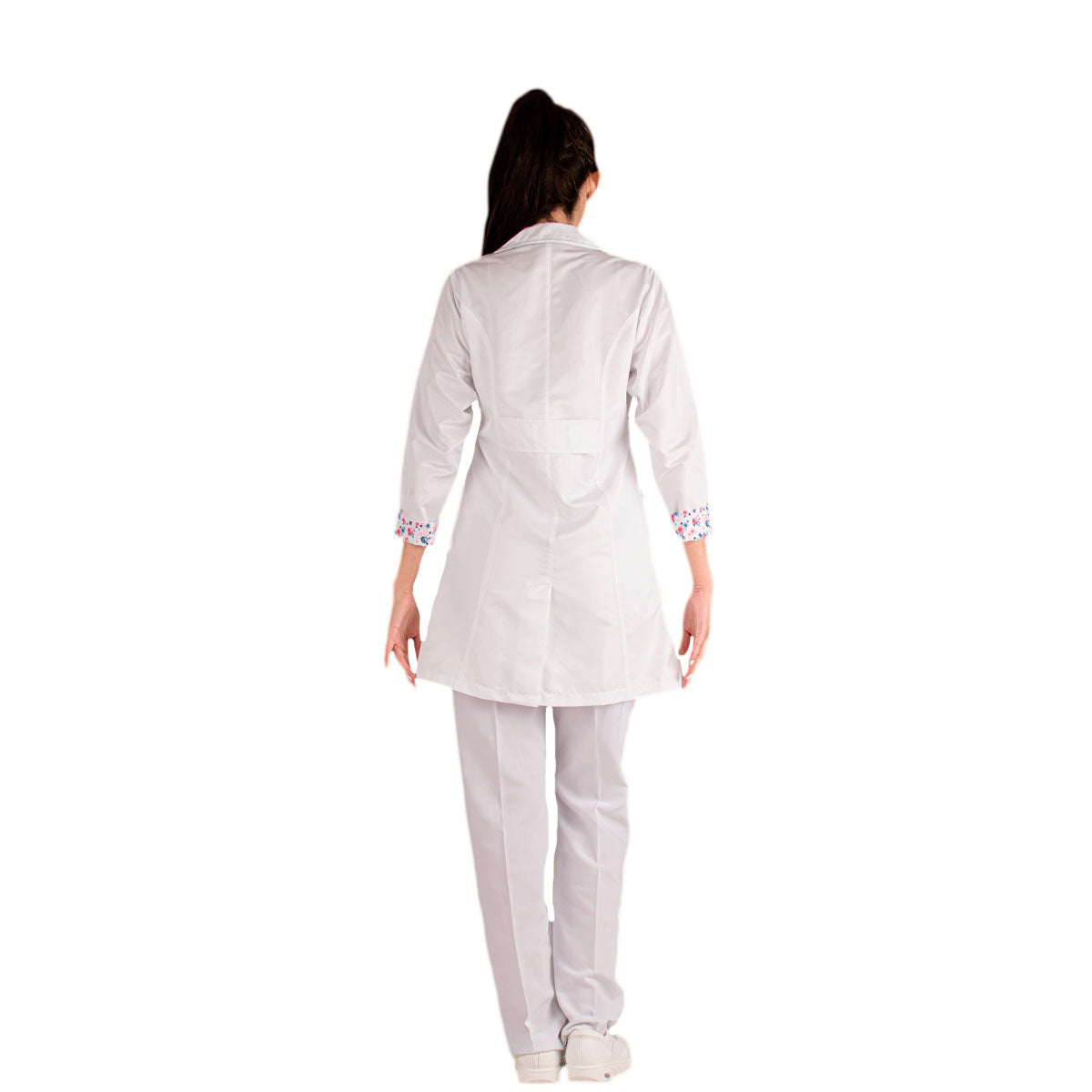 Bata Médica Antifluido Dama AMB Decoración en puño