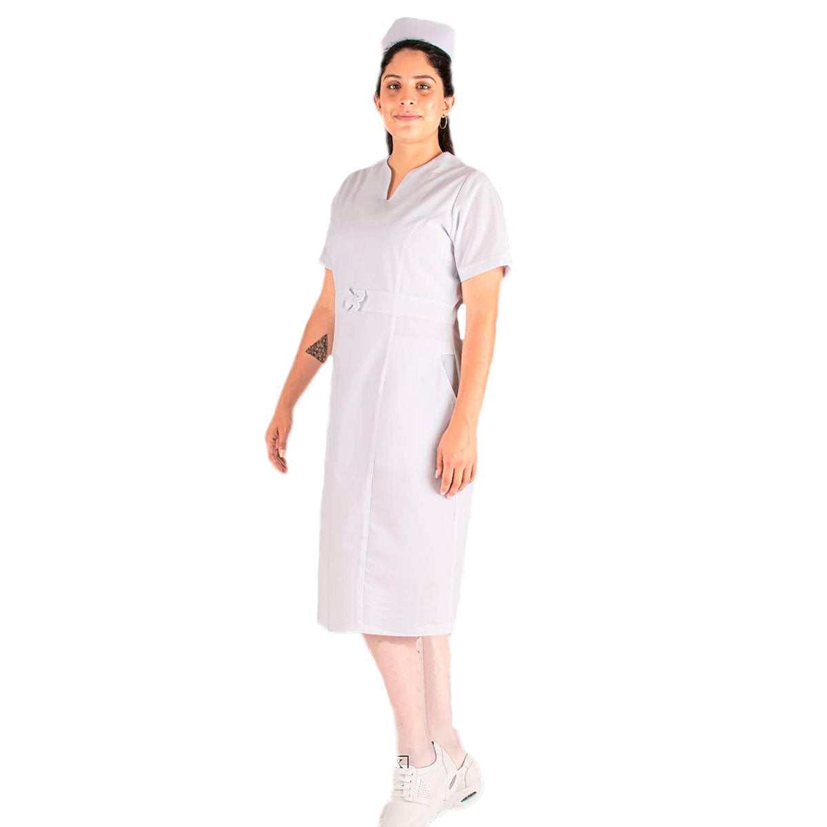 Jumper De Enfermera O Vestido De Enfermería Bordado Flor Mercedes