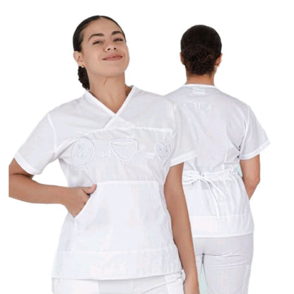 Filipina De Enfermeria Blanca Bordada Bolita AMB