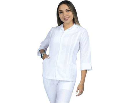 Filipina De Enfermeria Dama Greta EST